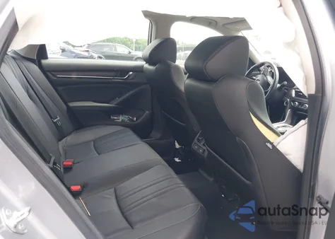 2021 Honda Accord Touring z USA, uszkodzony, nr VIN 1HGCV2F96MA025955